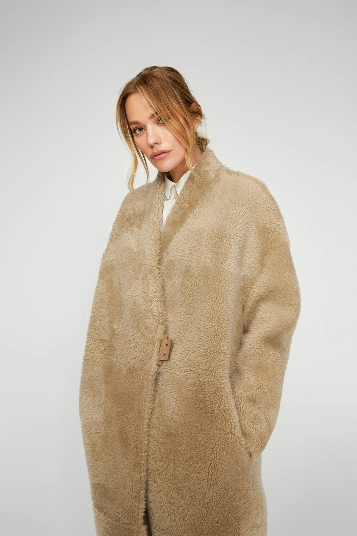 Cream Shearling Coat - Image 4