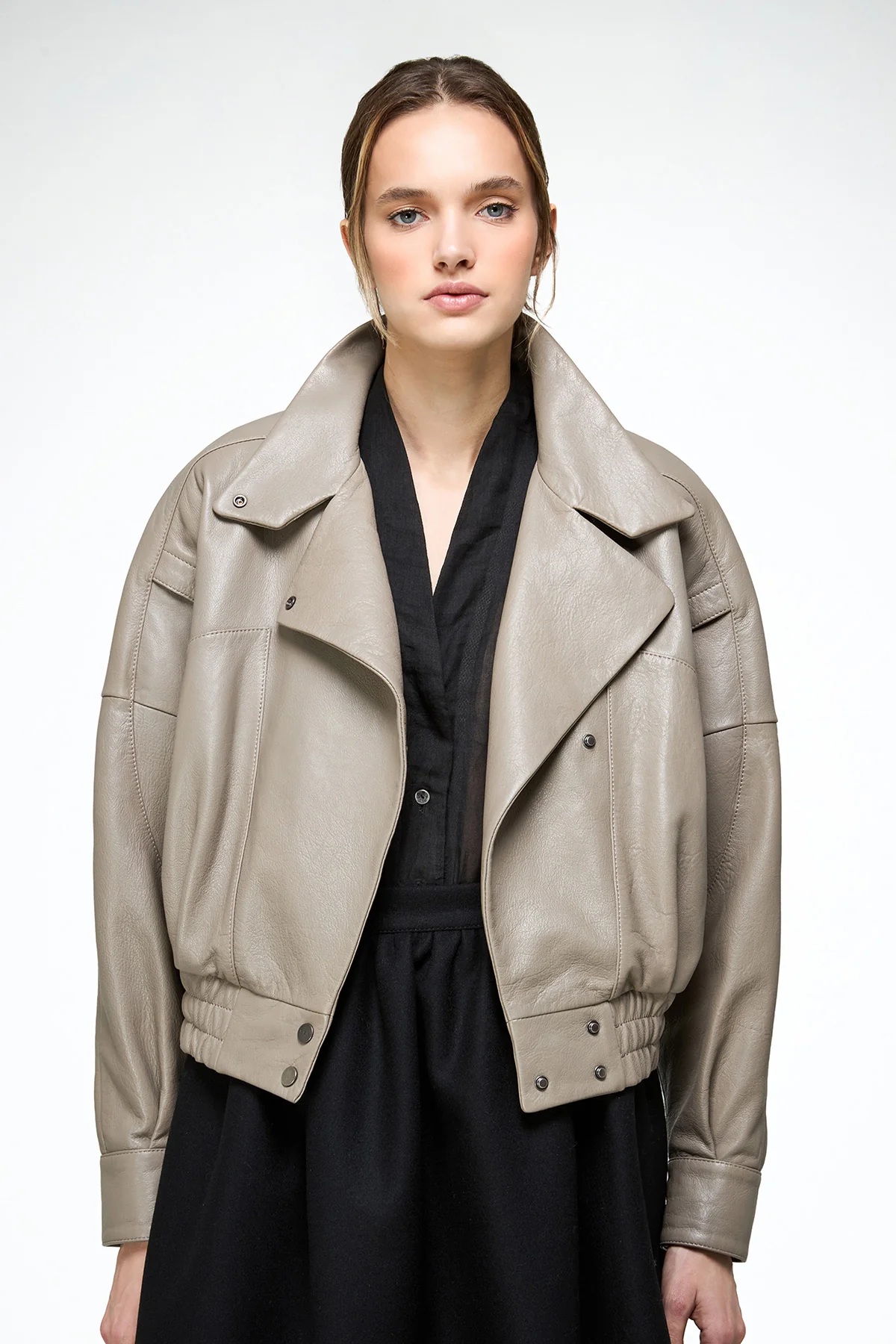 Clara - Beige Leather Jacket - Image 2