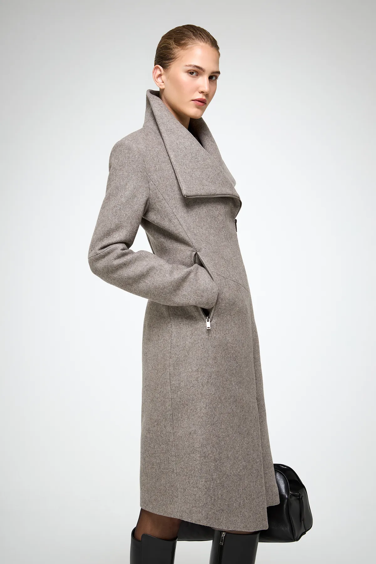 Vilma - Grey Wool Coat - Image 4